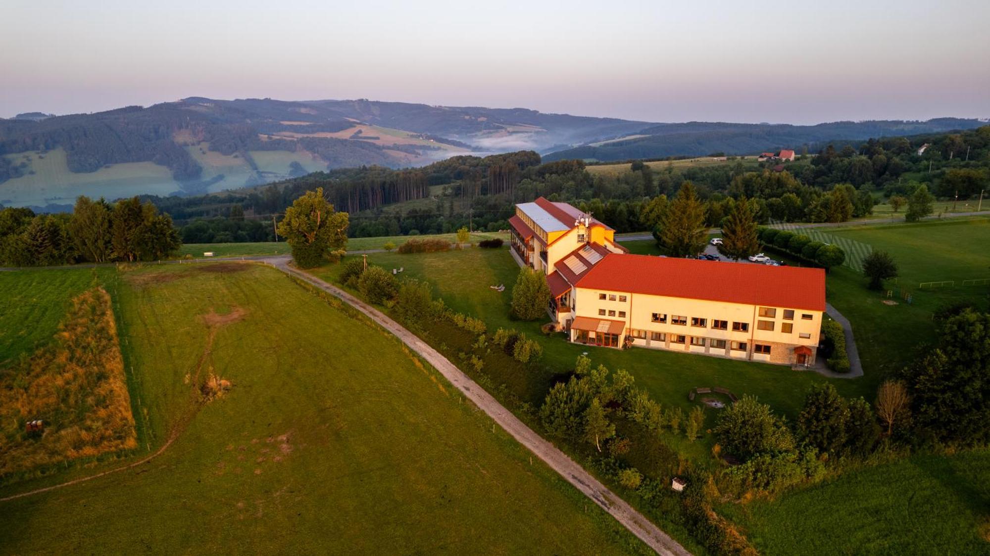Hotel Kopanice Zitkova